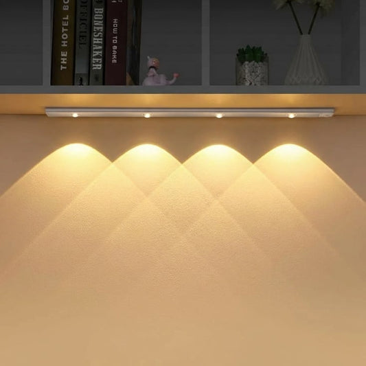 Punjiva LED lampa sa PIR senzorom