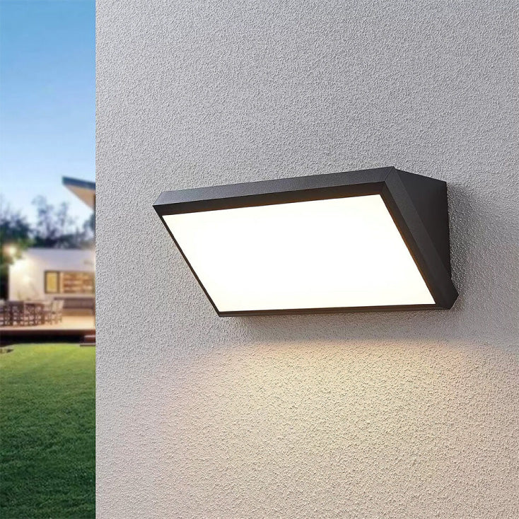 BRAYTRON LED lampa 20W, promenljiva boja svetla