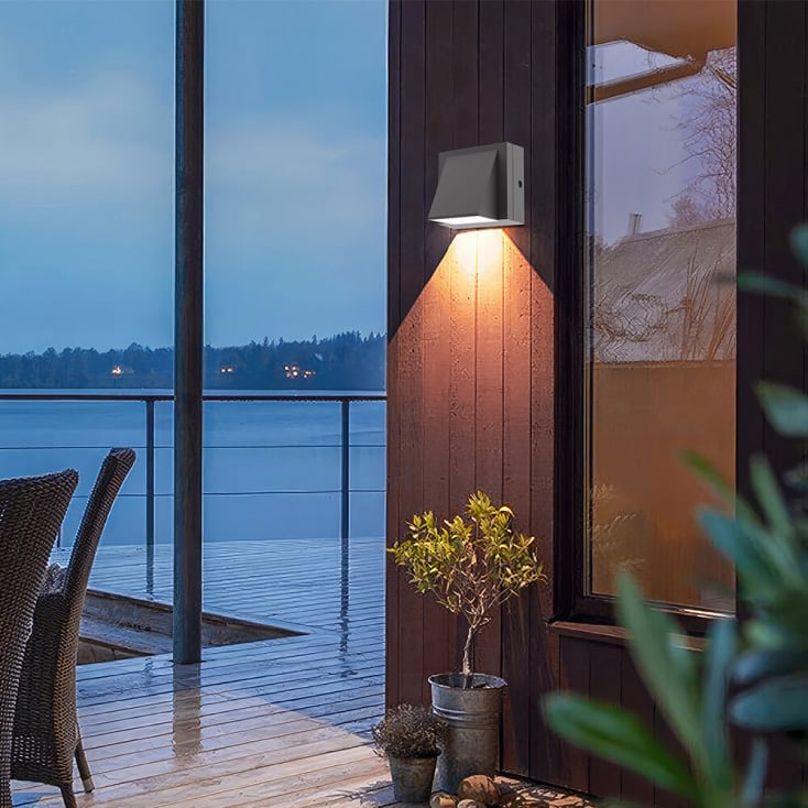 BRAYTRON LED lampa 6W, promenljiva boja svetla